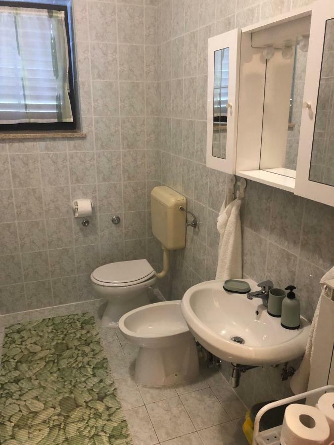 Apartment Vesna Veleniki Exteriör bild