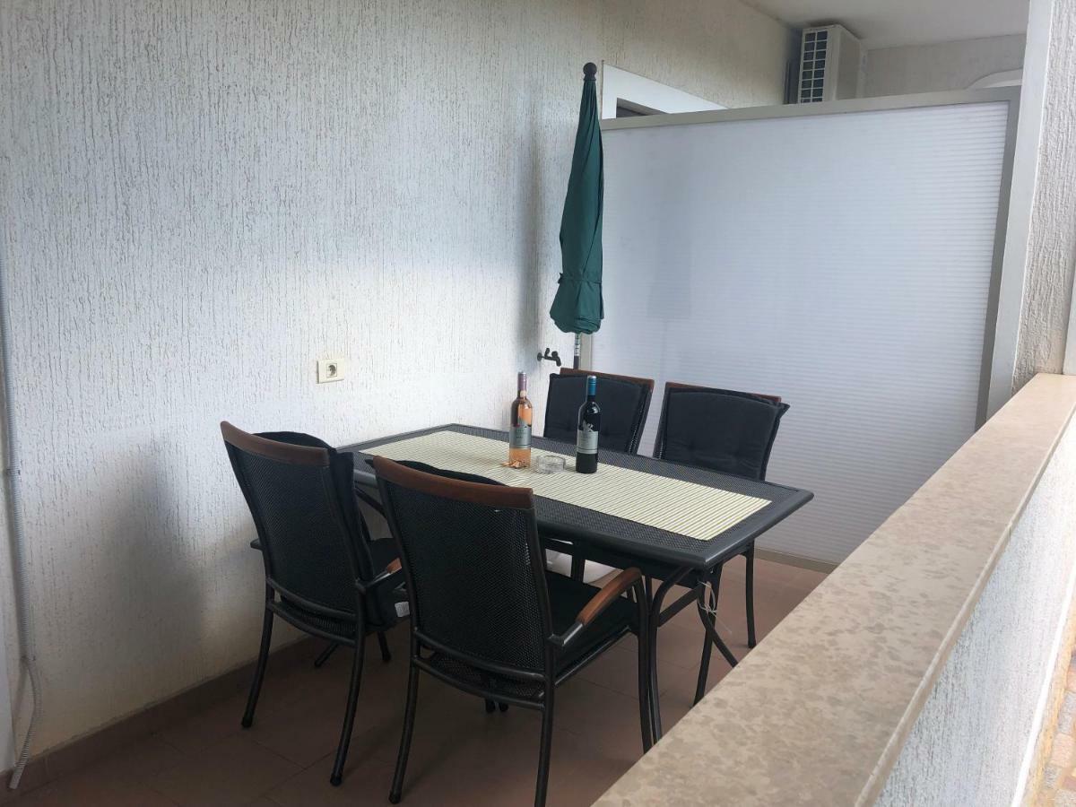 Apartment Vesna Veleniki Exteriör bild